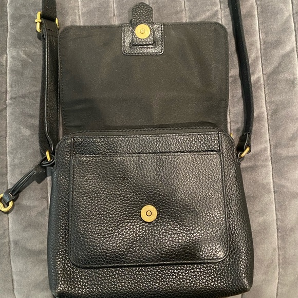 Fossil Crossbody - Picture 4 of 5